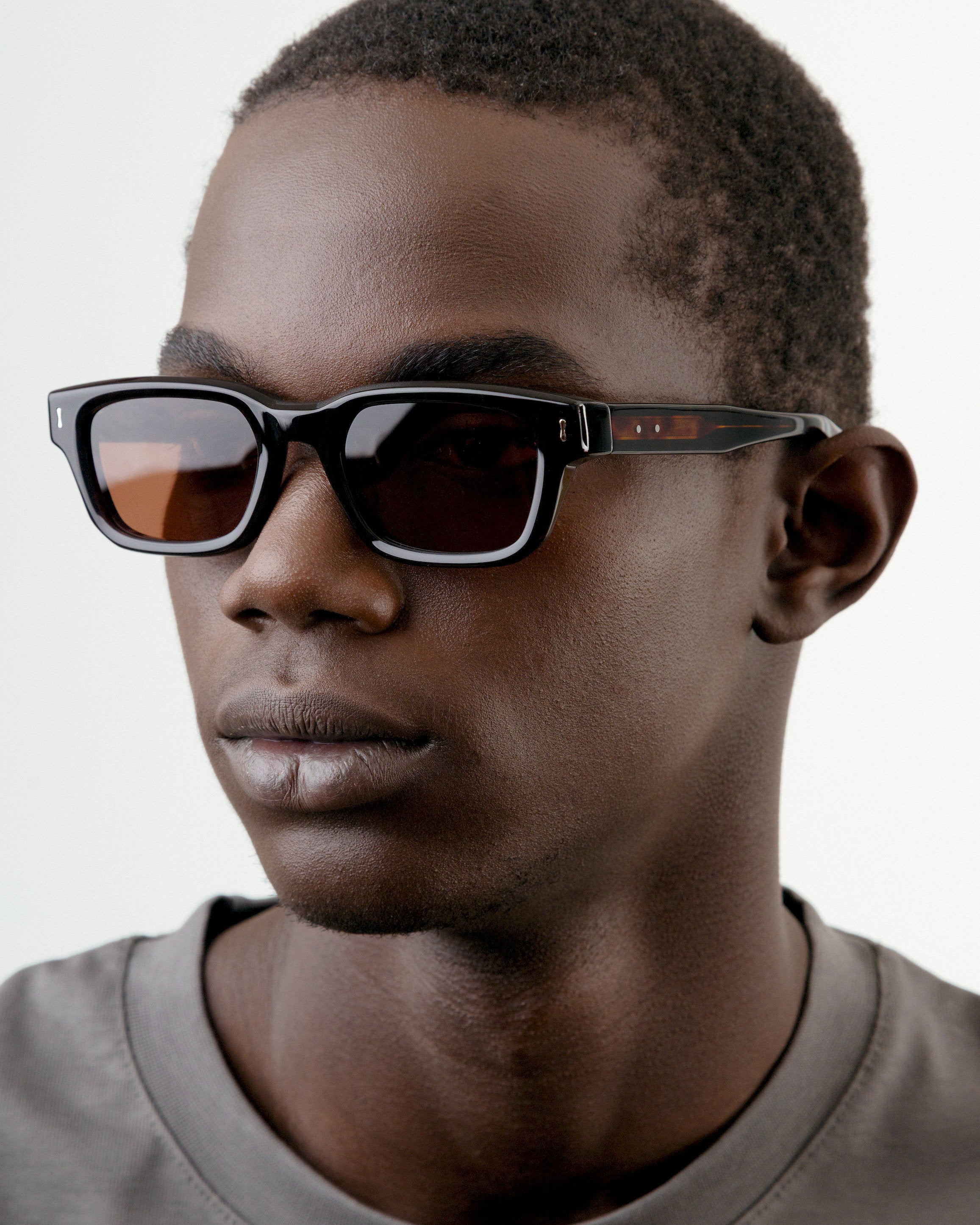 SUNGLASSES – PETER AND MAY