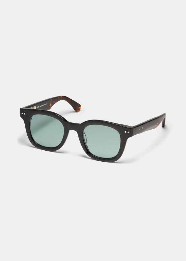 S80 LILY OF THE VALLEY SUN BLACK KALLA
